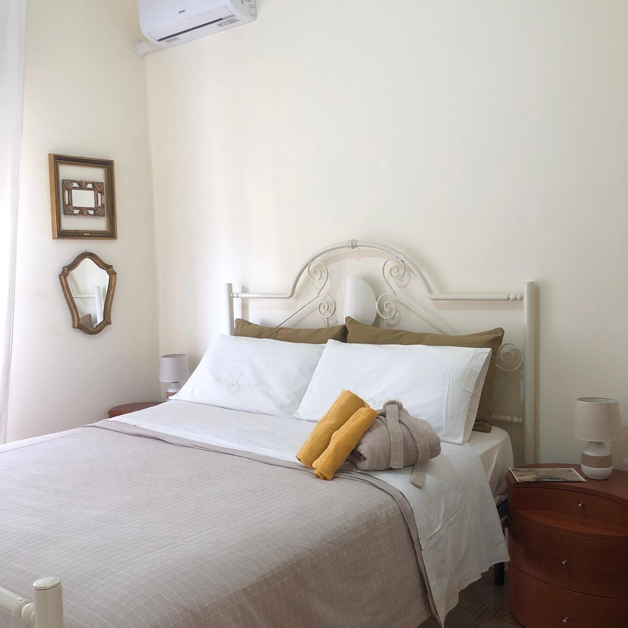 Casa Dorina Charme E Comfort A 100 M Dal Mare Donnalucata  Extérieur photo