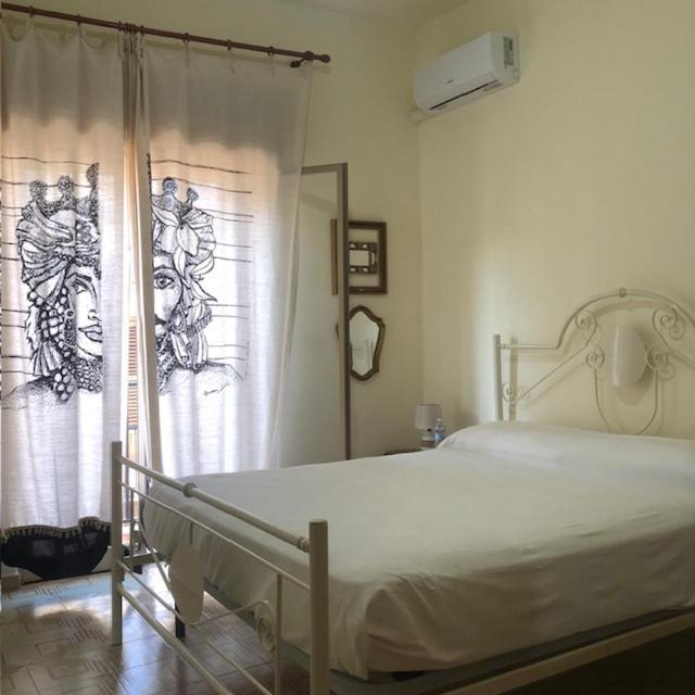 Casa Dorina Charme E Comfort A 100 M Dal Mare Donnalucata  Extérieur photo